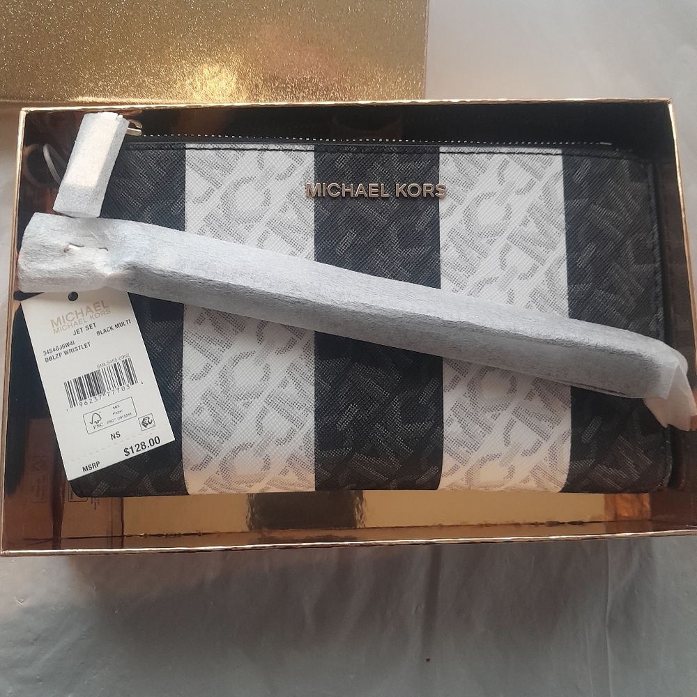 Michael Kors Double Wristlet Wallet Black Detachable  NWT Holds Your Phone - Picture 9 of 10